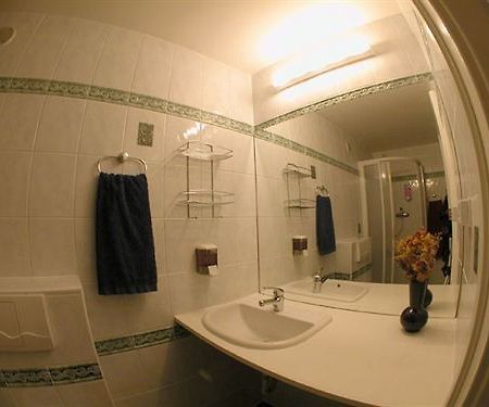 Pragues Rainbow Guest House Экстерьер фото