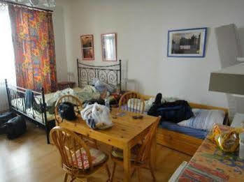 Pragues Rainbow Guest House Экстерьер фото